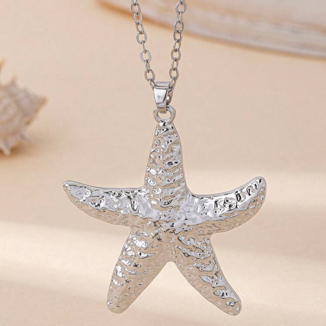 Silver large starfish necklace