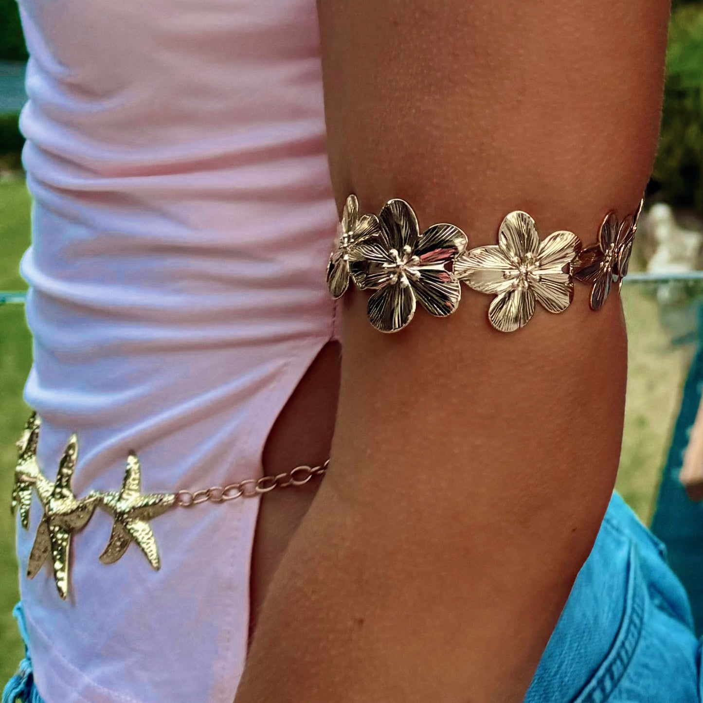Flower power arm bangle