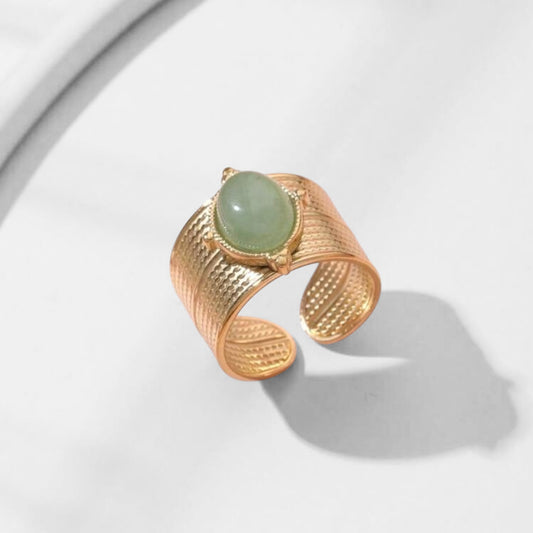 Cleo ring