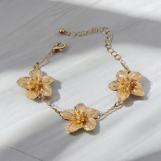 Flower power bracelet